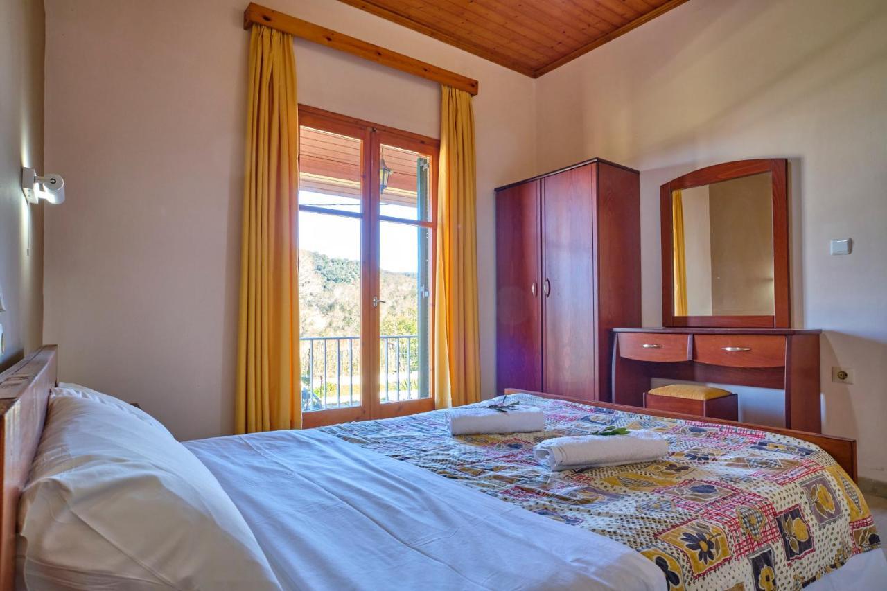 Theodora Apartments Agios Stefanos Corfu Ájosz Sztéfanosz Kültér fotó